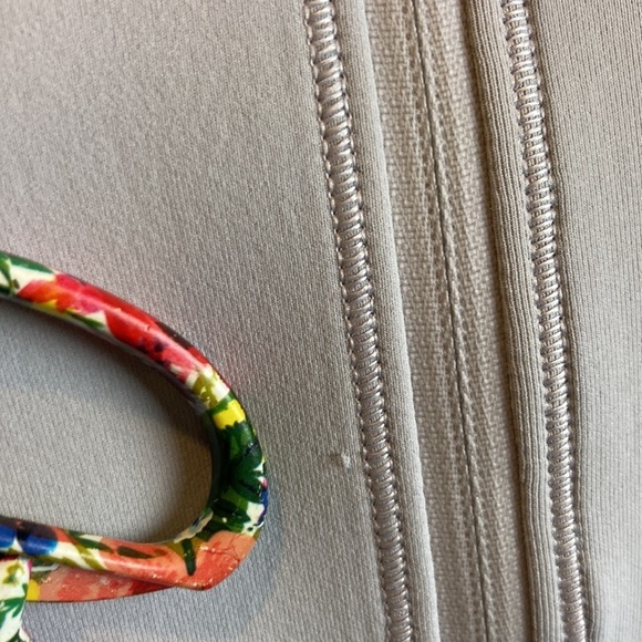 Lululemon Unleash Strength Hoodie Spacer Sz 4 Cropped Sweatshirt Athleisure Boho - Picture 9 of 16